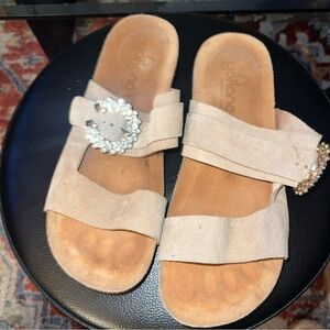 Yokono sandals 100% leather tan color w/ bling rhinestones  buckle, size 8.